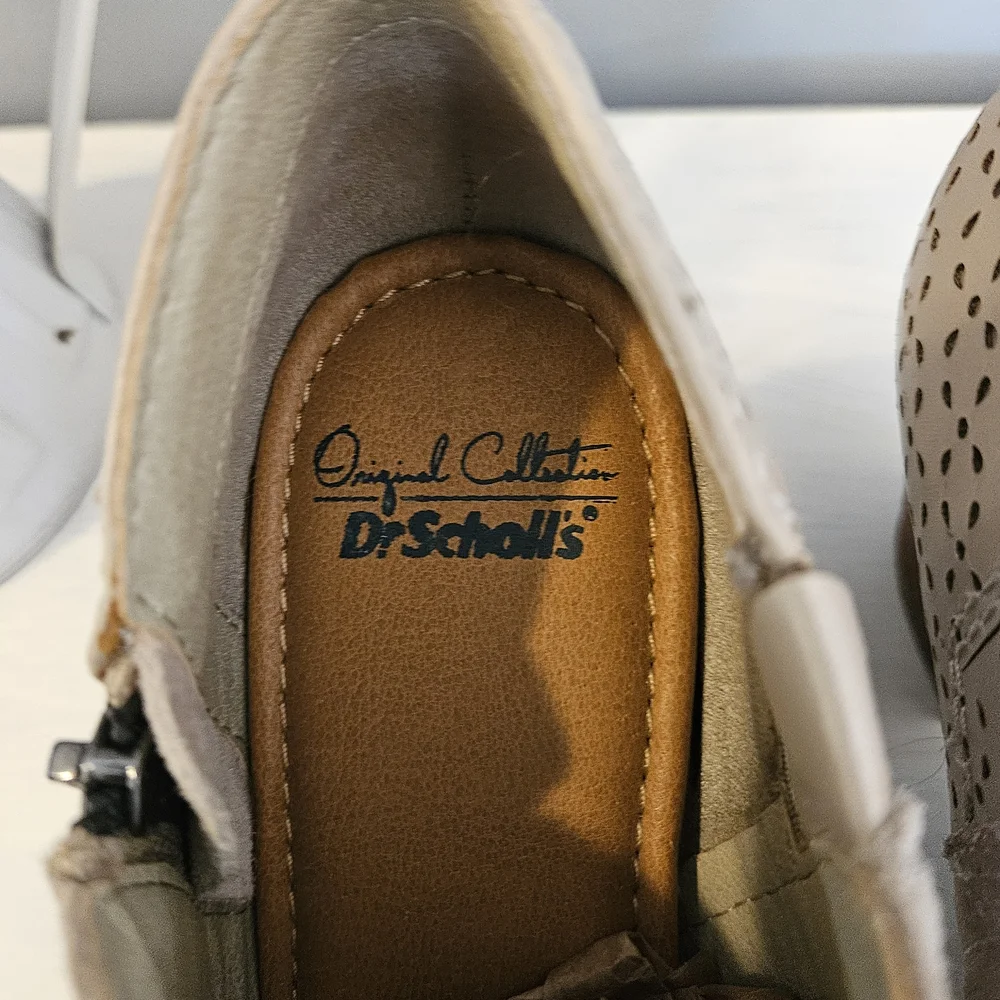 Dr. Scholl's Beige Leather/Suede Ankle Booties with Perforated Detail Sz 8M EUC - Picture 5 of 7